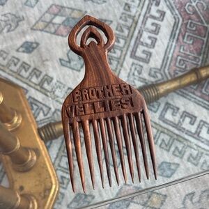 Brother Vellies Rich Brown Hair comb